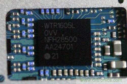 拆解4G新機(jī)索尼M35t：用料十足，易于維修