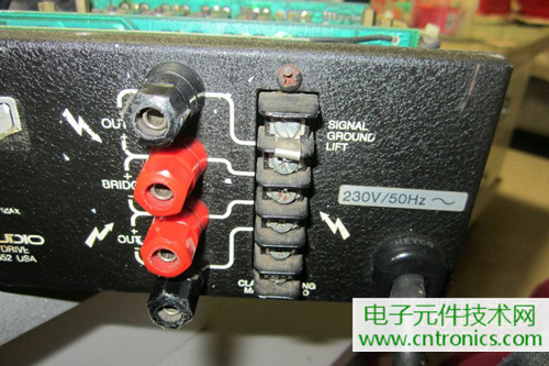 用料很給力！專業(yè)后級功放美國高峰FA1201拆解