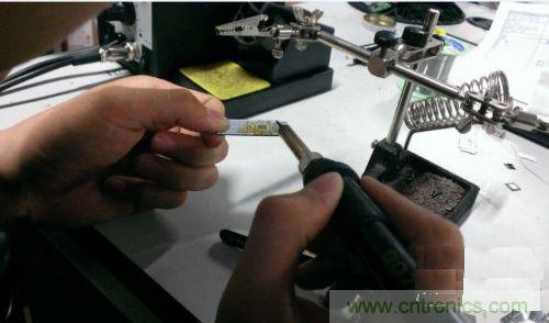 制作U盤全過程，由PCB做起
