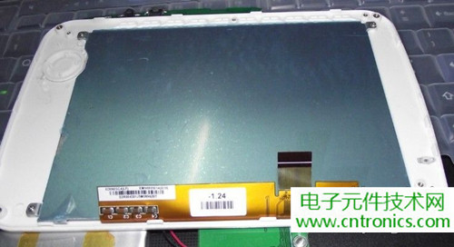 探秘電子紙！一款電紙書的電子墨水屏拆解