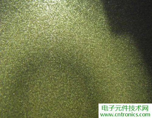 探秘電子紙！一款電紙書的電子墨水屏拆解