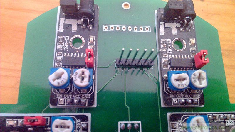 牛人力作！PCB版藍(lán)牙智能小車DIY
