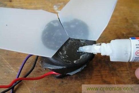 創(chuàng)意DIY！迷你風(fēng)力發(fā)電機(jī)！