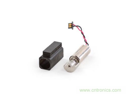 牛人強拆！新HTC One(M8)真機精密做工難修理
