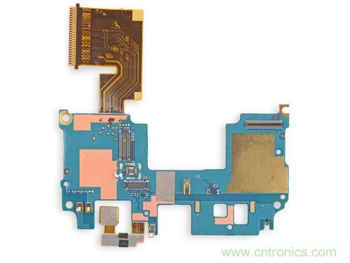 牛人強拆！新HTC One(M8)真機精密做工難修理