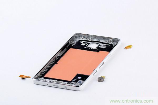 拆解狂魔荼毒新機(jī)三星金屬Galaxy A5，看槽點(diǎn)在何方？