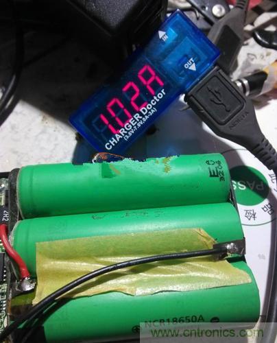 一拆便知！移動電源充電電流如何改造？