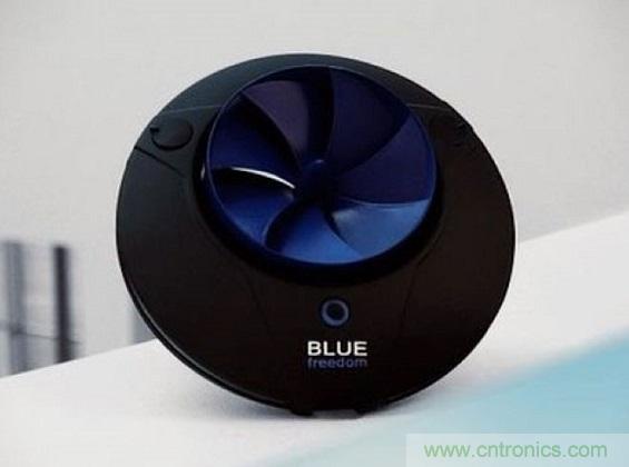 圖4：Blue Freedom是一種“微型水力發(fā)電廠”，能用利用流動的水來為便攜設(shè)備充電。