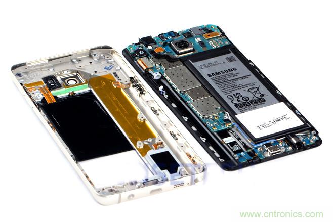 Galaxy Note5拆解，與S系列差距日漸模糊
