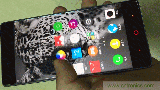 無邊框的 nubia Z9 ，一款既有驚喜，又有驚艷的智能手機