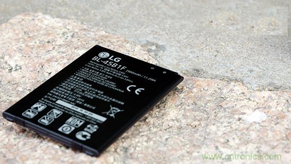 業(yè)界良心 LG V10 評測:剛毅、冷峻，不失人性化