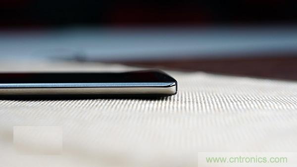 業(yè)界良心 LG V10 評測:剛毅、冷峻，不失人性化