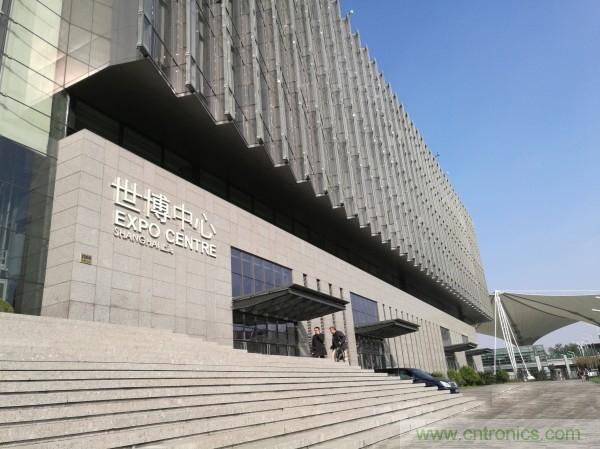 新旗艦Mate 8全評測：橫空出世！能否延續(xù)一機(jī)難求？