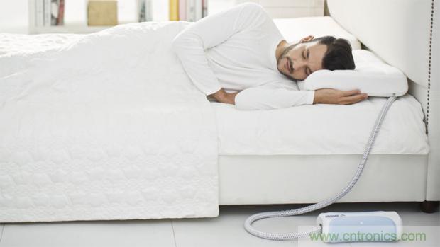 這個枕頭不僅能挽救睡眠還能挽救婚姻！