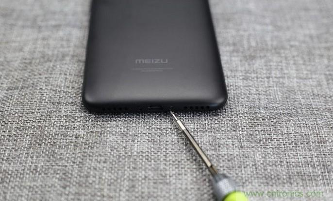 拆解魅藍(lán)6T：百元機的品質(zhì)就真的低？